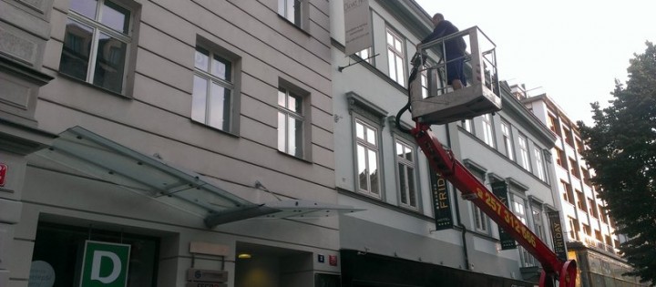 Výškové mytí oken Brno